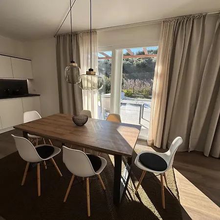 Villa-cavaion Am Gardasee Lägenhet *