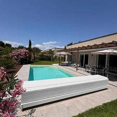Villa-cavaion Am Gardasee 아파트