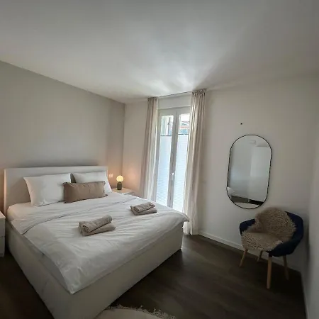 Villa-cavaion Am Gardasee Lägenhet *